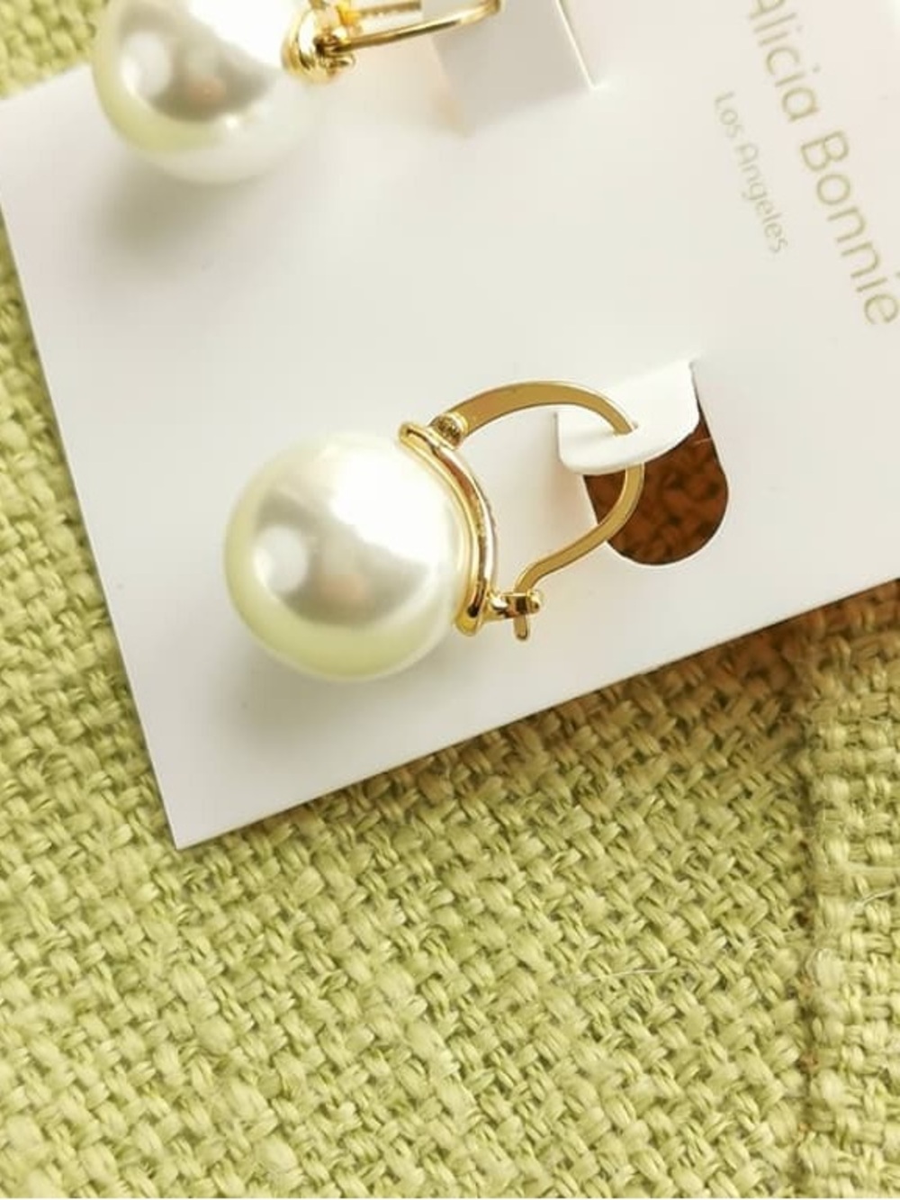 Gold Pearl Drop Earrings - Ivory Pearl